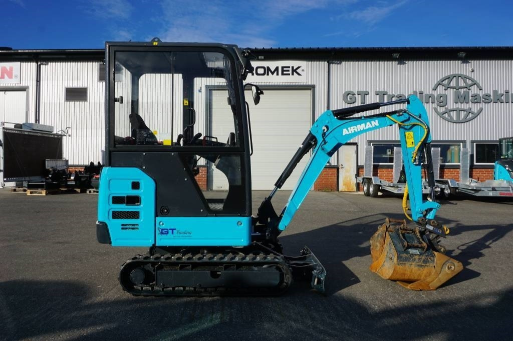 Minigrävmaskin Airman AX19-7 *Få Timmar*: bild 1