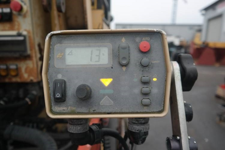 Dynapack F121 4WD - Asfaltläggare: bild 2 Dynapack F121 4WD - Asfaltläggare: bild 2