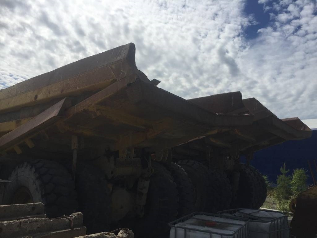 Komatsu HD 465-5 - Terränggående truck: bild 5 Komatsu HD 465-5 - Terränggående truck: bild 5