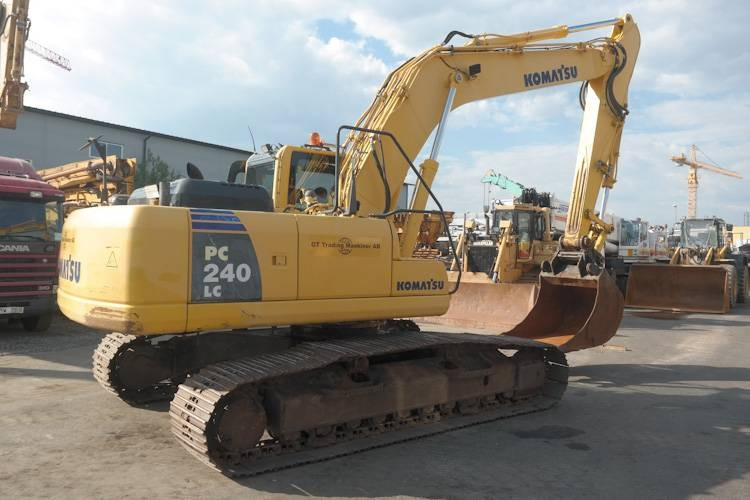 Komatsu PC 240-8 - Bandgrävare: bild 1 Komatsu PC 240-8 - Bandgrävare: bild 1