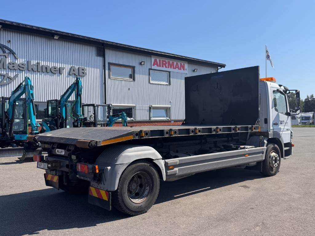 Mercedes-Benz Atego 1524 L 4X2 Växlare Pallift  - Lastbil med skåp: bild 3 Mercedes-Benz Atego 1524 L 4X2 Växlare Pallift  - Lastbil med skåp: bild 3