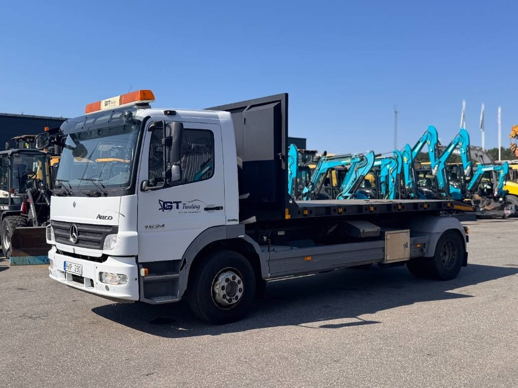 Mercedes-Benz Atego 1524 L 4X2 Växlare Pallift  - Lastbil med skåp: bild 1 Mercedes-Benz Atego 1524 L 4X2 Växlare Pallift  - Lastbil med skåp: bild 1