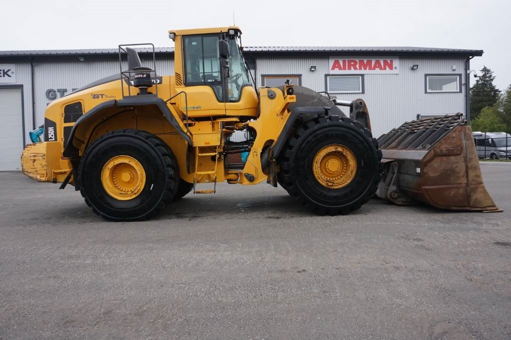 Volvo L250H *Uthyres* - Hjullastare: bild 5 Volvo L250H *Uthyres* - Hjullastare: bild 5
