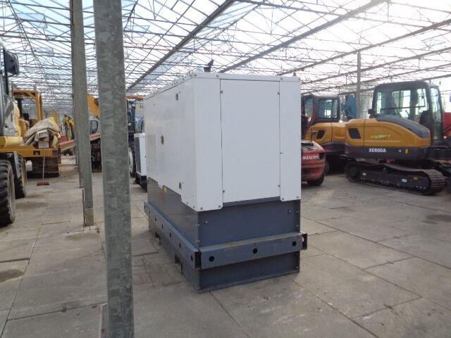 Diversen 60 KVA Aggreko 60 KVA - Elgenerator: bild 4 Diversen 60 KVA Aggreko 60 KVA - Elgenerator: bild 4