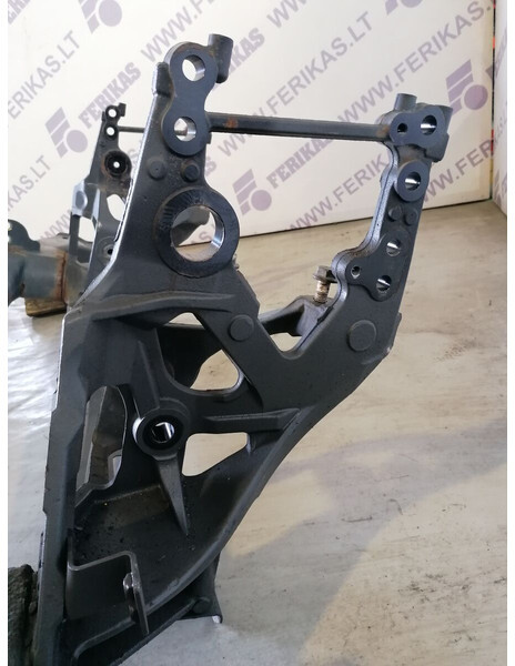 DAF XF106 - Stötfångare för Lastbil: bild 3 DAF XF106 - Stötfångare för Lastbil: bild 3