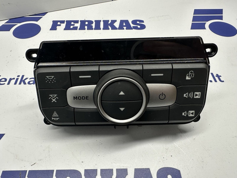 DAF XG, XF - Instrumentbräda för Lastbil: bild 1 DAF XG, XF - Instrumentbräda för Lastbil: bild 1