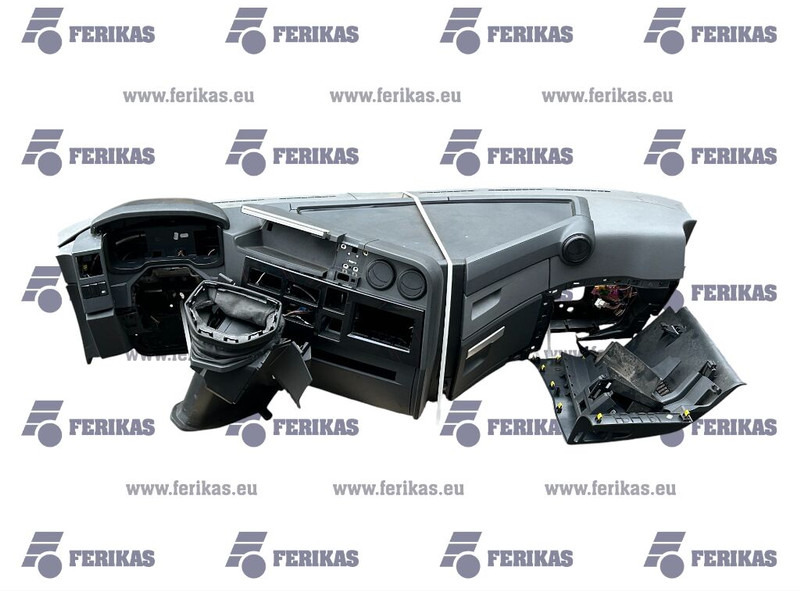 Renault complete dashboard - Stötfångare för Lastbil: bild 1 Renault complete dashboard - Stötfångare för Lastbil: bild 1