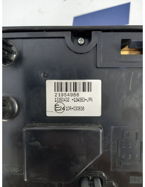 Volvo radio control unit - Instrumentbräda för Lastbil: bild 4 Volvo radio control unit - Instrumentbräda för Lastbil: bild 4