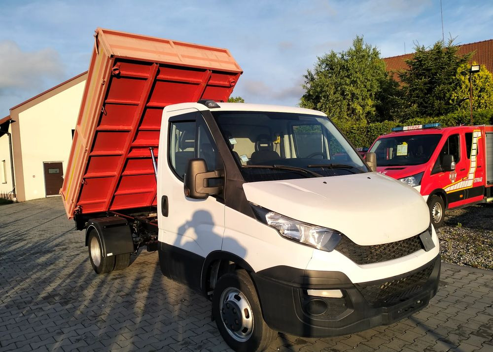 Iveco Daily 35C13 wywrotka wywrot kiper tipper wyklapac - Transportbil med tippflak: bild 2 Iveco Daily 35C13 wywrotka wywrot kiper tipper wyklapac - Transportbil med tippflak: bild 2