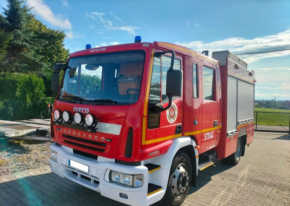 Iveco Eurocargo 140E24 Straż Strażacki pożarniczy feuerwehr hasici vatrogasno - Släck/ Räddningsvagn: bild 1 Iveco Eurocargo 140E24 Straż Strażacki pożarniczy feuerwehr hasici vatrogasno - Släck/ Räddningsvagn: bild 1