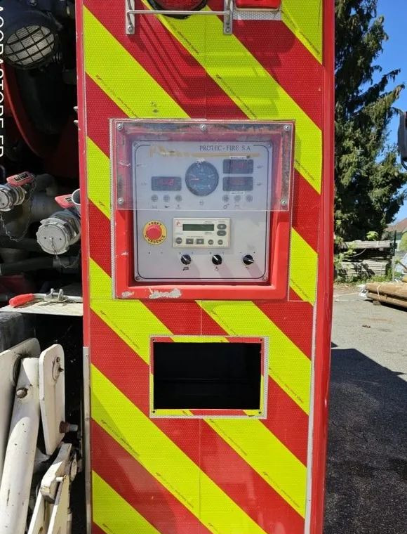 Iveco Eurocargo 140E24 Straż Strażacki pożarniczy feuerwehr hasici vatrogasno - Släck/ Räddningsvagn: bild 5 Iveco Eurocargo 140E24 Straż Strażacki pożarniczy feuerwehr hasici vatrogasno - Släck/ Räddningsvagn: bild 5