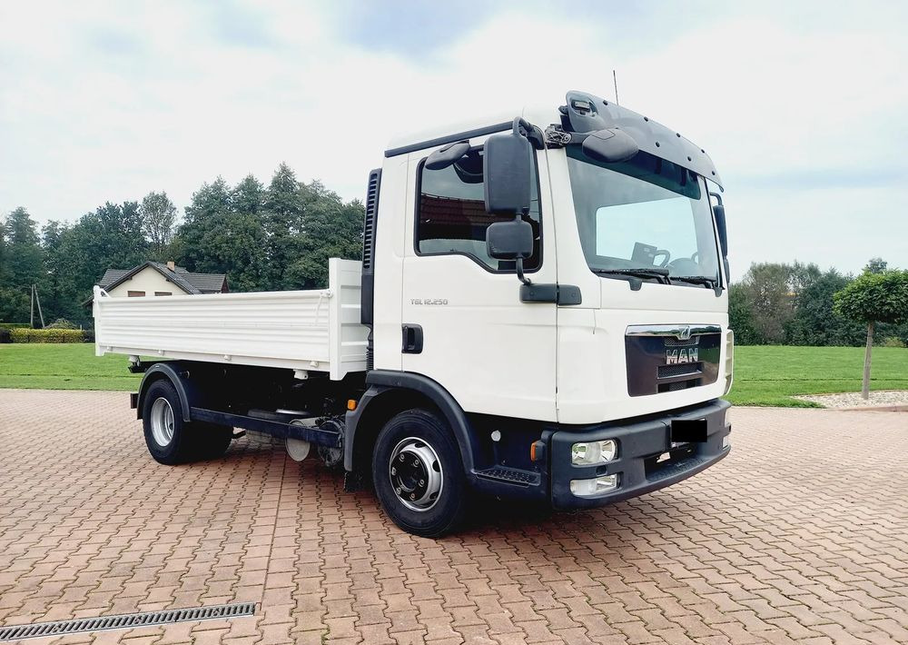 MAN TGL 12 250 EURO 5 !!! BLOKADA MOSTU !!!! - Tippbil lastbil: bild 4 MAN TGL 12 250 EURO 5 !!! BLOKADA MOSTU !!!! - Tippbil lastbil: bild 4