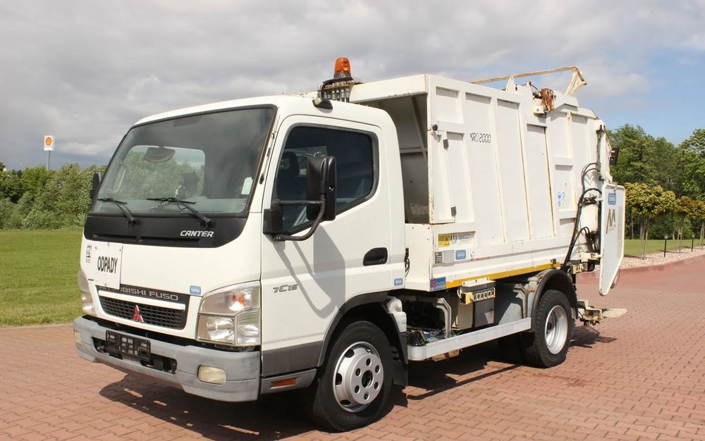 Mitsubishi CANTER 7C15 - Sopbil: bild 2 Mitsubishi CANTER 7C15 - Sopbil: bild 2