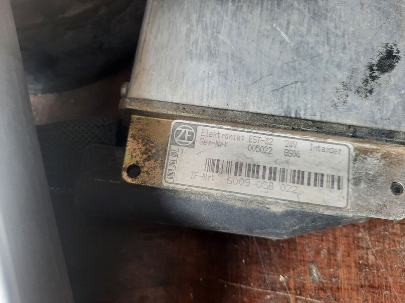 Bosch Bader 0504.1.A00 EST-32 - Kontrollenhet: bild 2 Bosch Bader 0504.1.A00 EST-32 - Kontrollenhet: bild 2