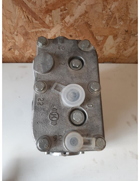 KNORR-BREMSE LP 4815 - Motor och reservdelar: bild 3 KNORR-BREMSE LP 4815 - Motor och reservdelar: bild 3