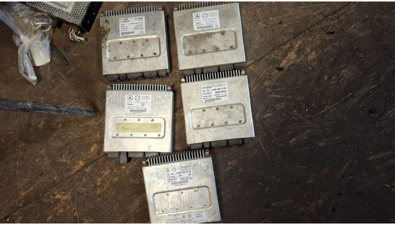 Mercedes-Benz  - Kontrollenhet: bild 1 Mercedes-Benz  - Kontrollenhet: bild 1