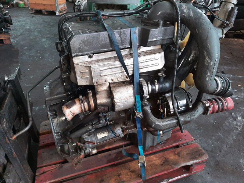 Mercedes-Benz OM 904 LA - Motor: bild 1 Mercedes-Benz OM 904 LA - Motor: bild 1