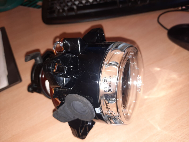 Scania Омни Линк - Strålkastare: bild 1 Scania Омни Линк - Strålkastare: bild 1