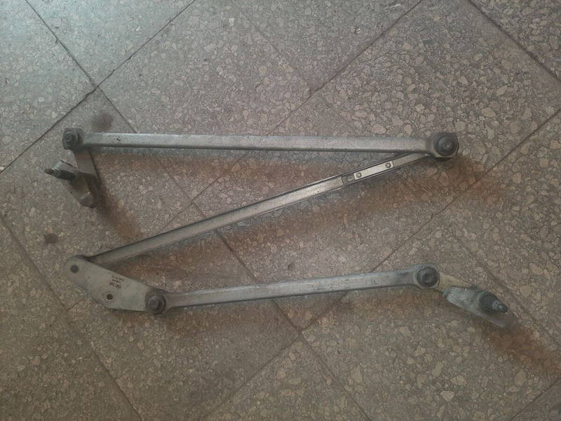 Volvo  - Vindrutetorkare: bild 3 Volvo  - Vindrutetorkare: bild 3