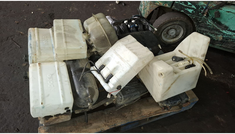 Volvo Scani - Expansionskärl: bild 1 Volvo Scani - Expansionskärl: bild 1