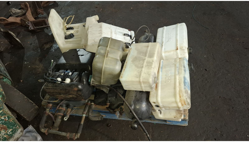 Volvo Scani - Expansionskärl: bild 4 Volvo Scani - Expansionskärl: bild 4