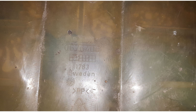 Volvo Scani - Expansionskärl: bild 5 Volvo Scani - Expansionskärl: bild 5