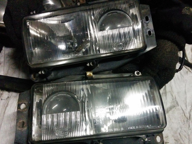 Volvo Скания омни линк - Strålkastare: bild 3 Volvo Скания омни линк - Strålkastare: bild 3