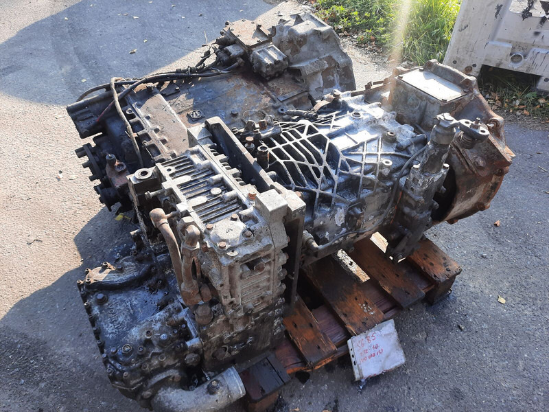 ZF 16S130 .8S180IT . 6S150C. 8S140 IT.6S80+GV80/ 6S90/ S5-24-3 / 6S - Växellåda: bild 3 ZF 16S130 .8S180IT . 6S150C. 8S140 IT.6S80+GV80/ 6S90/ S5-24-3 / 6S - Växellåda: bild 3