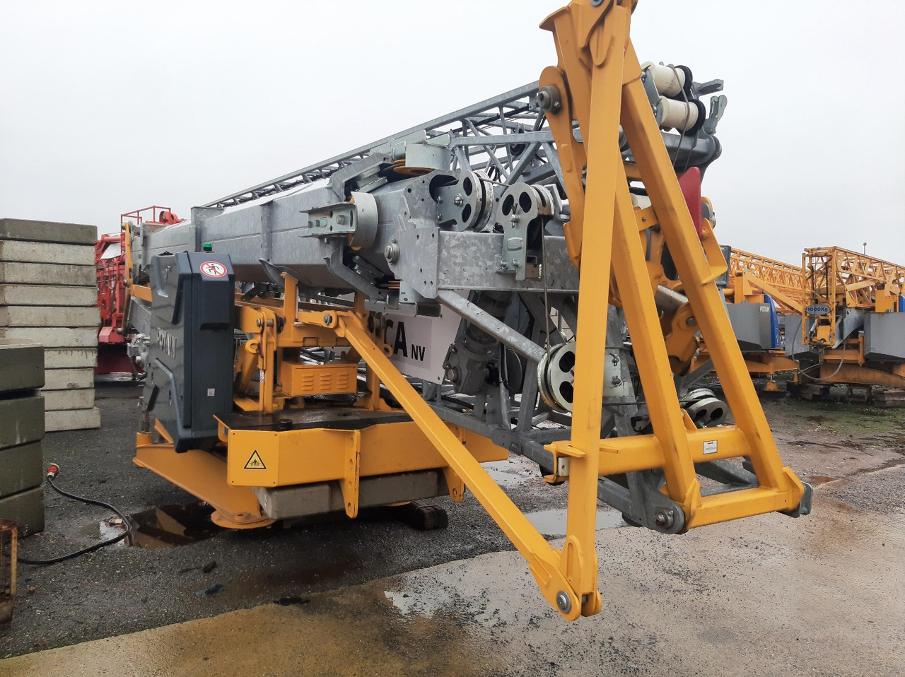 Potain HUP 32-27 - Självresande tornkran: bild 3 Potain HUP 32-27 - Självresande tornkran: bild 3