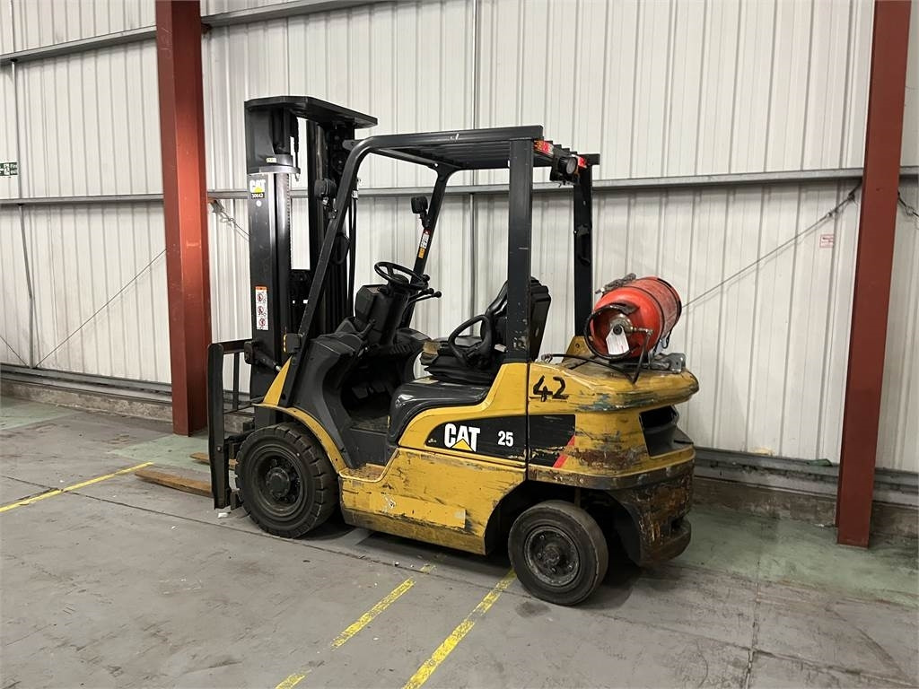 CAT GP25NT - Gasoltruck: bild 3 CAT GP25NT - Gasoltruck: bild 3