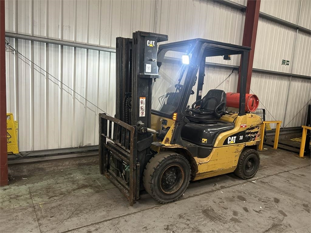 CAT GP30NT - Gasoltruck: bild 2 CAT GP30NT - Gasoltruck: bild 2