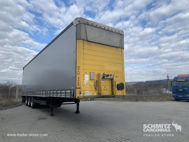 Schmitz Cargobull Curtainsider Varios Side door both sides - Kapelltrailer: bild 2 Schmitz Cargobull Curtainsider Varios Side door both sides - Kapelltrailer: bild 2