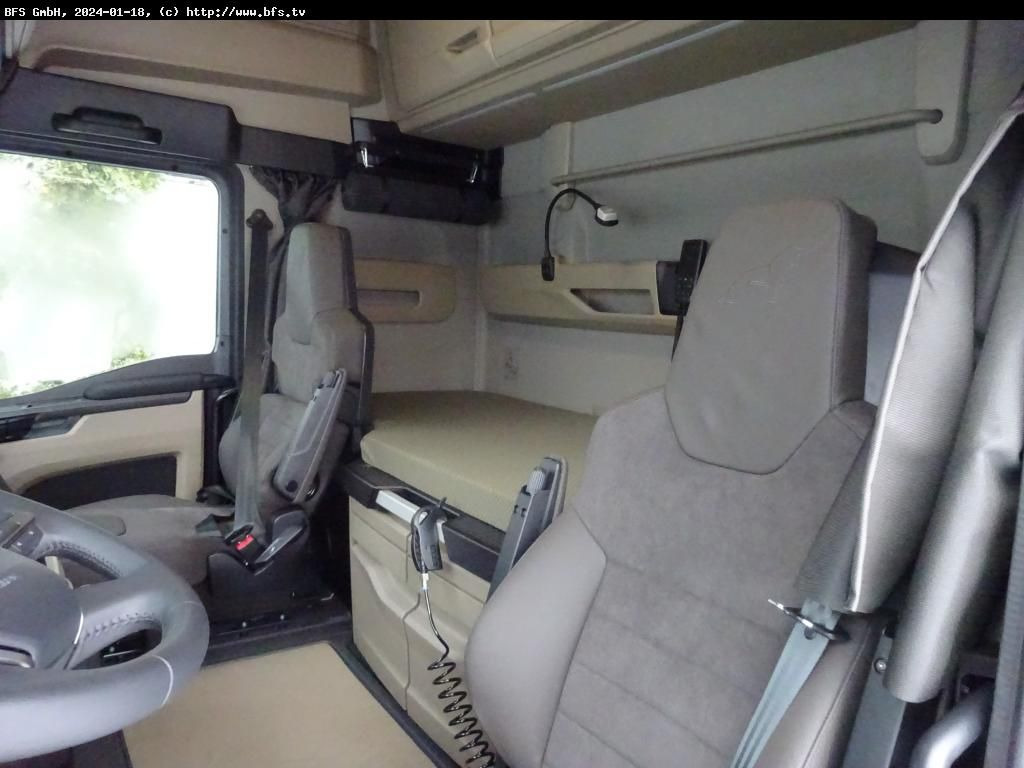 MAN TGX (TG3) 18.640 4x2 LL SA D38, Spiegellos MAN TGX (TG3) 18.640 4x2 LL SA D38, Spiegellos - Dragbil: bild 3 MAN TGX (TG3) 18.640 4x2 LL SA D38, Spiegellos MAN TGX (TG3) 18.640 4x2 LL SA D38, Spiegellos - Dragbil: bild 3