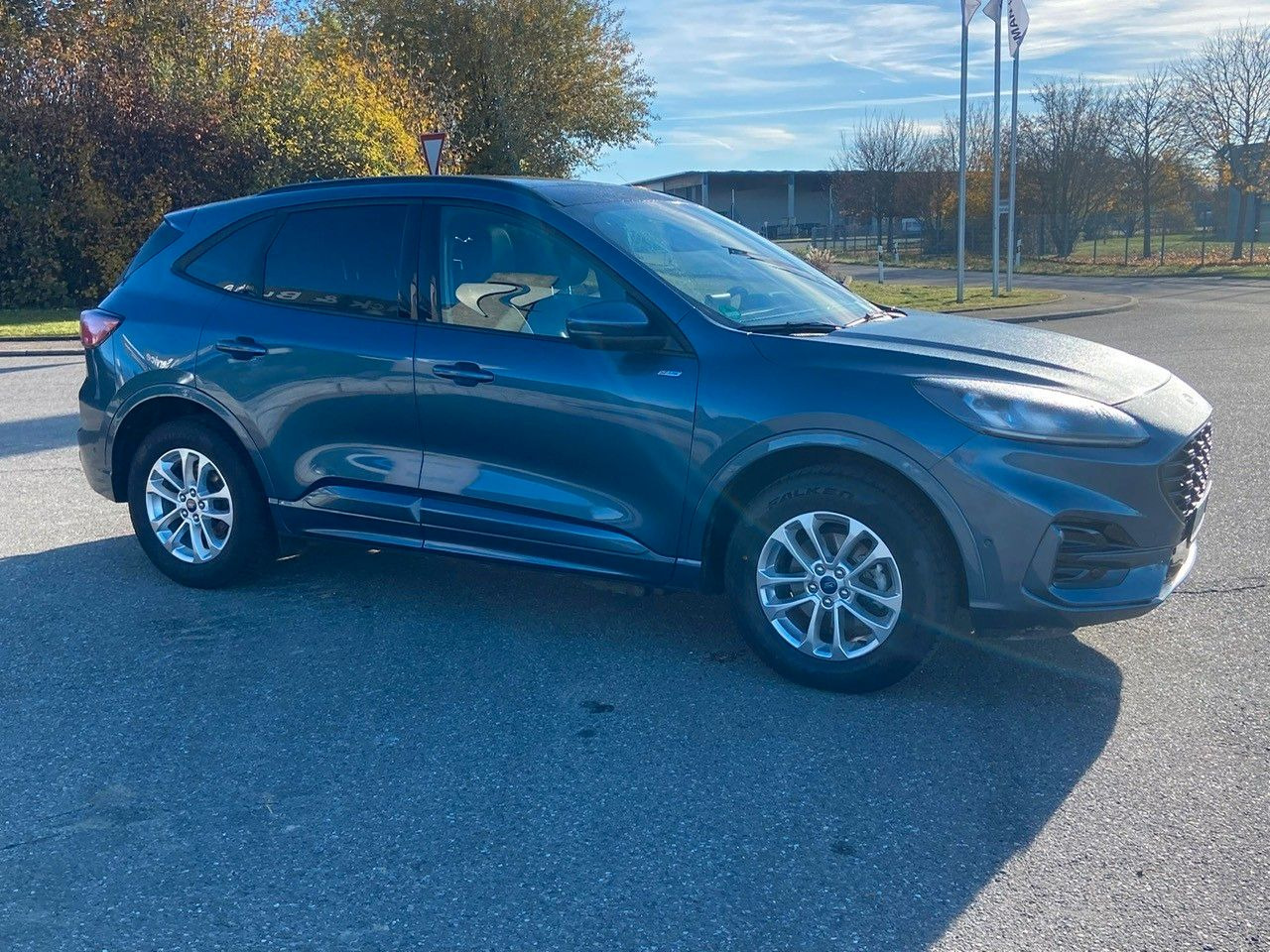 Ford Kuga Plug-In Hybrid ST-Line X - SUV: bild 3 Ford Kuga Plug-In Hybrid ST-Line X - SUV: bild 3