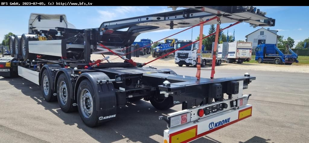 Krone Container Chassi SDC 27 eLTU5-2 Krone Container Chassi SDC 27 eLTU5-2 - Containerbil/ Växelflak semitrailer: bild 1 Krone Container Chassi SDC 27 eLTU5-2 Krone Container Chassi SDC 27 eLTU5-2 - Containerbil/ Växelflak semitrailer: bild 1
