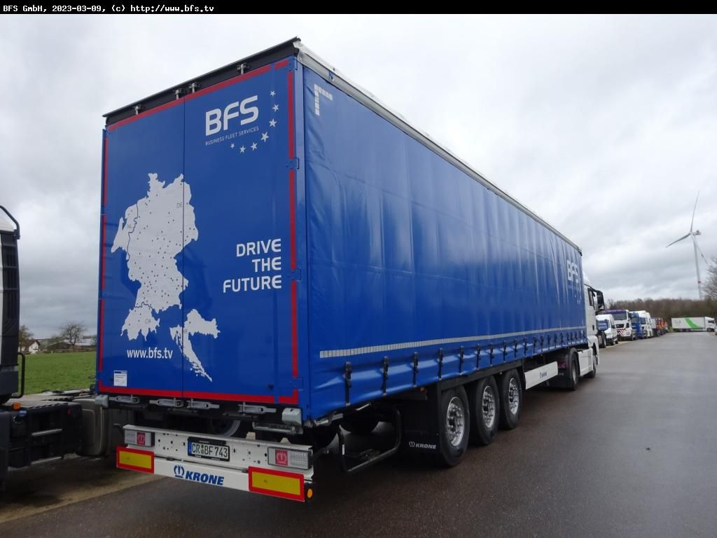 Krone Sattelauflieger SDP 27 eLB50-CS XL Getränke, Cod Krone Sattelauflieger SDP 27 eLB50-CS XL Getränke, Cod - Kapelltrailer: bild 2 Krone Sattelauflieger SDP 27 eLB50-CS XL Getränke, Cod Krone Sattelauflieger SDP 27 eLB50-CS XL Getränke, Cod - Kapelltrailer: bild 2