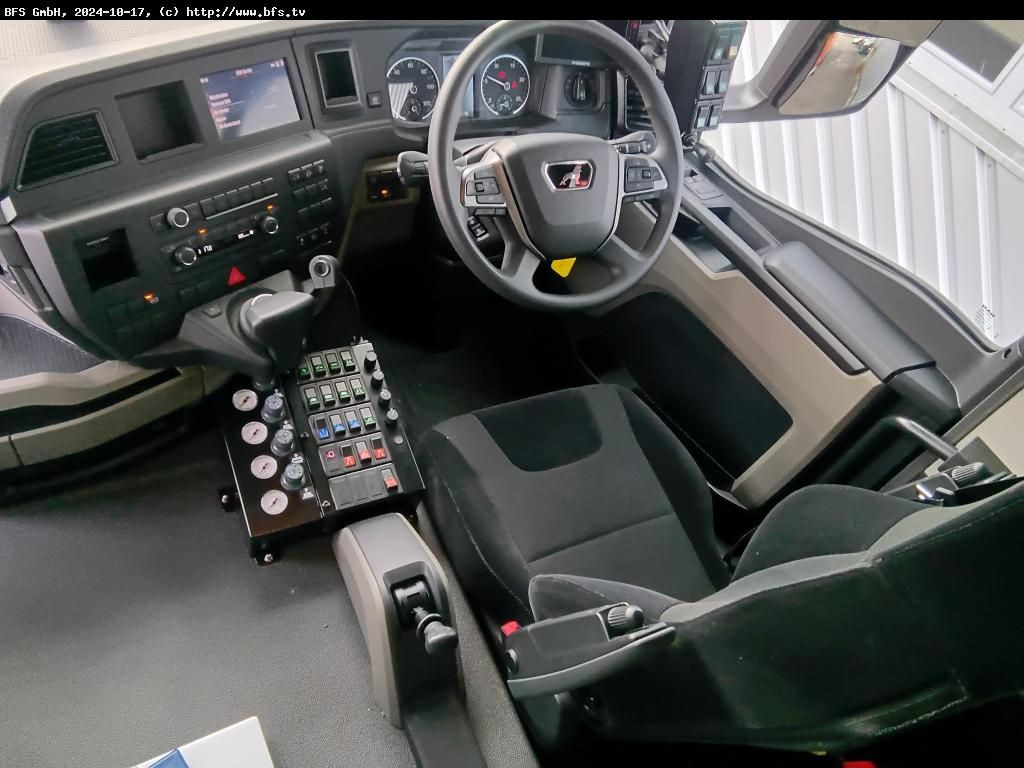 MAN TGS 18.360 4x2 BL BEAM S9000 / Bucher V90 Rotorc - Sopmaskin: bild 4 MAN TGS 18.360 4x2 BL BEAM S9000 / Bucher V90 Rotorc - Sopmaskin: bild 4