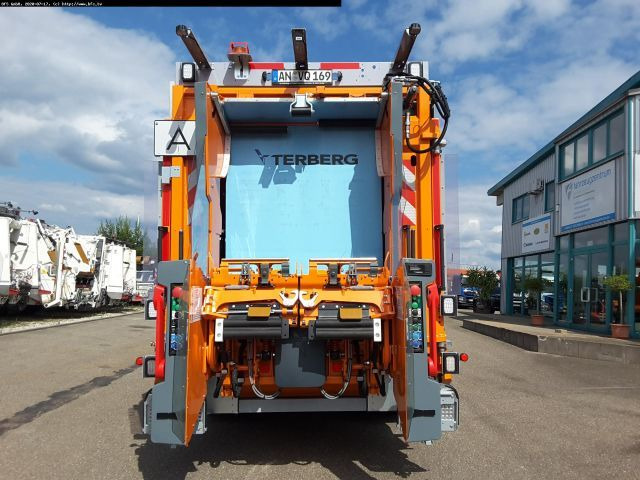 MAN TGS 28.320 6x2-4 BL HS HL Olympus 21 - Omni-DEKA - Sopbil: bild 3 MAN TGS 28.320 6x2-4 BL HS HL Olympus 21 - Omni-DEKA - Sopbil: bild 3