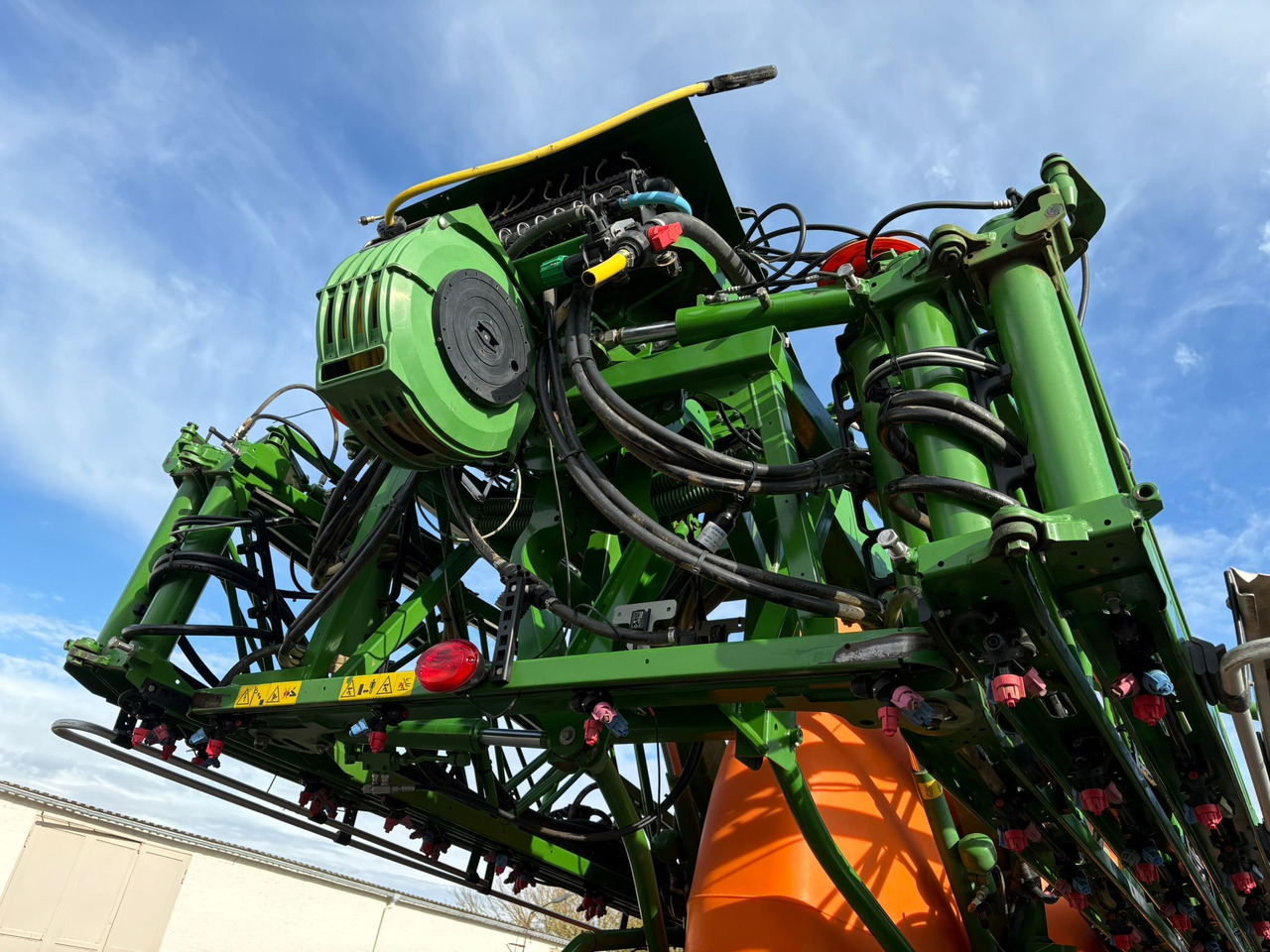 AMAZONE UX 6200 36m GPS - Bogserad spruta: bild 3 AMAZONE UX 6200 36m GPS - Bogserad spruta: bild 3