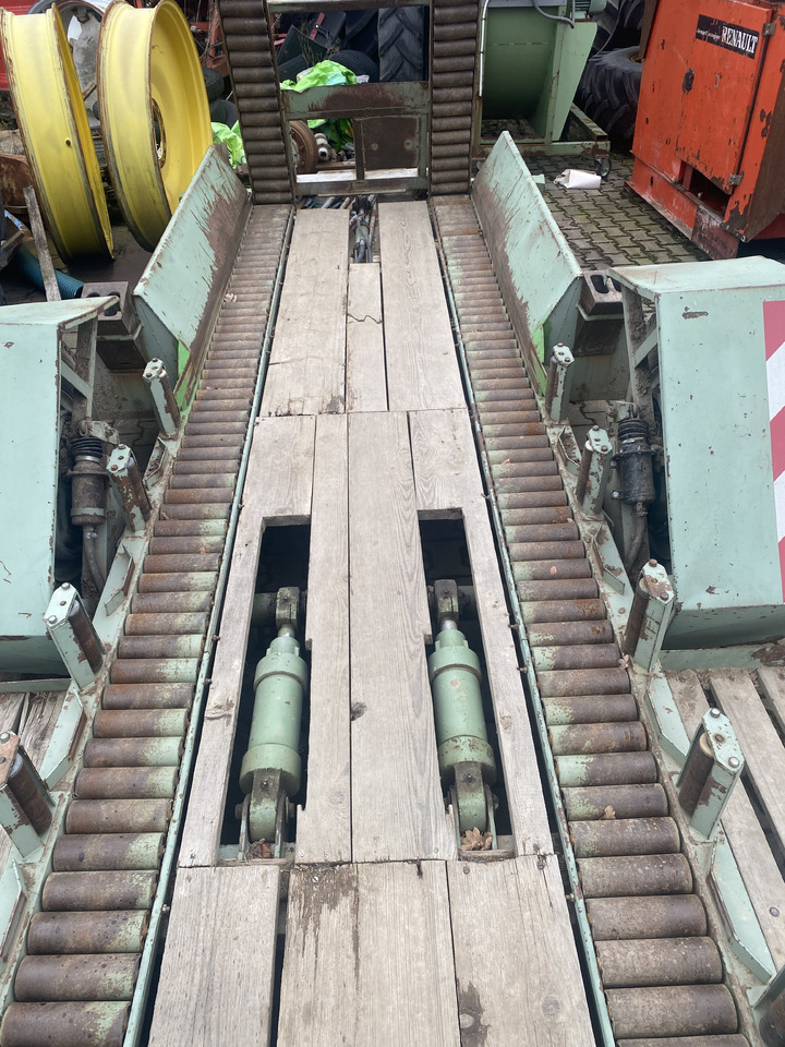 FORTSCHRITT HTS 30.04/1 Przyczepa do skrzyniopalet samowyladowcza - Traktorvagn: bild 3 FORTSCHRITT HTS 30.04/1 Przyczepa do skrzyniopalet samowyladowcza - Traktorvagn: bild 3