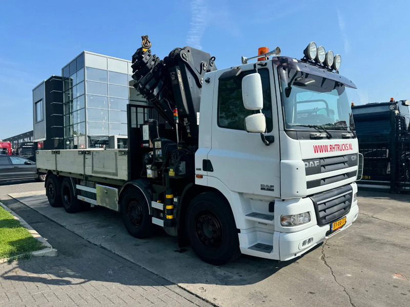 DAF CF 85.360 8x2 + HIAB 422E8 REMOTE CONTROLE - Flakbil, Kranbil: bild 4 DAF CF 85.360 8x2 + HIAB 422E8 REMOTE CONTROLE - Flakbil, Kranbil: bild 4