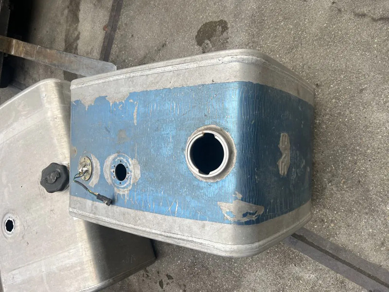 Diversen Hydrauliek tank l 70 b 45 h 62 - Hydraulik för Lastbil: bild 5 Diversen Hydrauliek tank l 70 b 45 h 62 - Hydraulik för Lastbil: bild 5