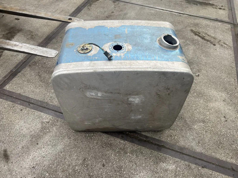 Diversen Hydrauliek tank l 70 b 45 h 62 - Hydraulik för Lastbil: bild 4 Diversen Hydrauliek tank l 70 b 45 h 62 - Hydraulik för Lastbil: bild 4