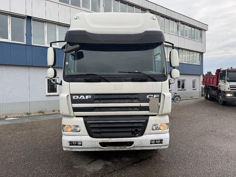 DAF CF 85.460 4X2 EURO 5 SLEEPER CAB - Dragbil: bild 2 DAF CF 85.460 4X2 EURO 5 SLEEPER CAB - Dragbil: bild 2