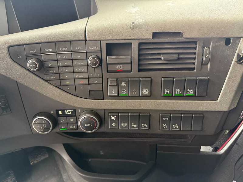 Dragbil Volvo FH 4 540, 8X4, 700410 KM, INTARDER TUV 12-02-2026: bild 14