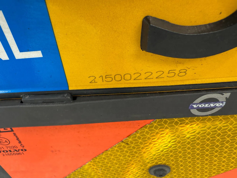 Dragbil Volvo FH 4 540, 8X4, 700410 KM, INTARDER TUV 12-02-2026: bild 9