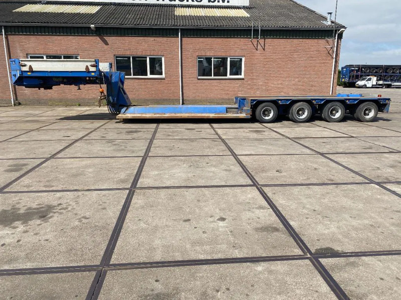 Goldhofer 4 AXEL STEERING - Låg lastare semitrailer: bild 1 Goldhofer 4 AXEL STEERING - Låg lastare semitrailer: bild 1