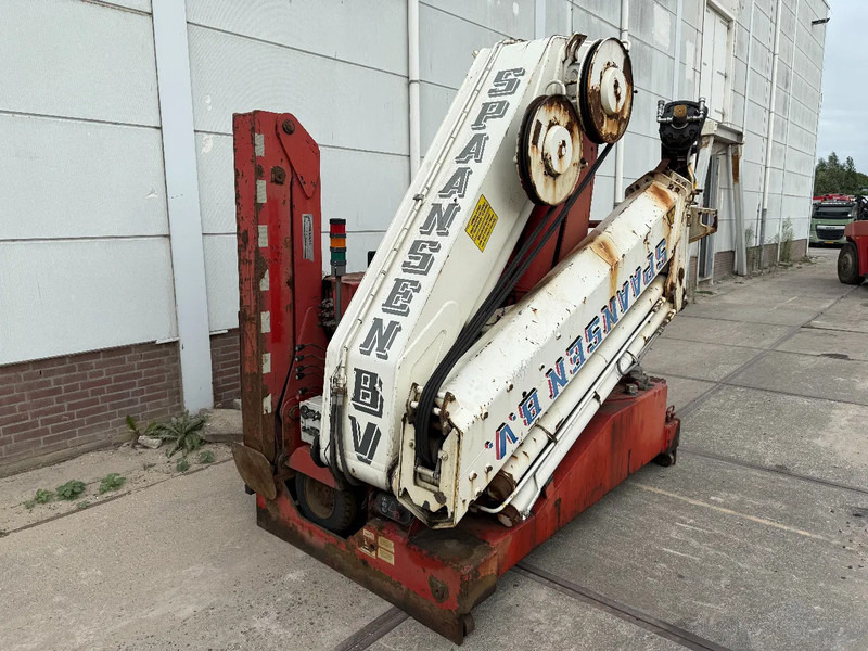 Hiab R330-F4 REMOTE CONTROLE AN STAMPS, HATZ MOTOR - Bom: bild 1 Hiab R330-F4 REMOTE CONTROLE AN STAMPS, HATZ MOTOR - Bom: bild 1