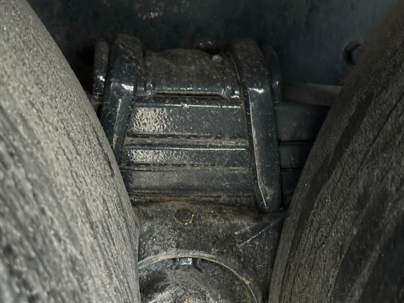 Iveco Trakker 360 6X4 EURO 6 + PALFINGER PK20001K + REMOTE CONTROL - Flakbil, Kranbil: bild 5 Iveco Trakker 360 6X4 EURO 6 + PALFINGER PK20001K + REMOTE CONTROL - Flakbil, Kranbil: bild 5