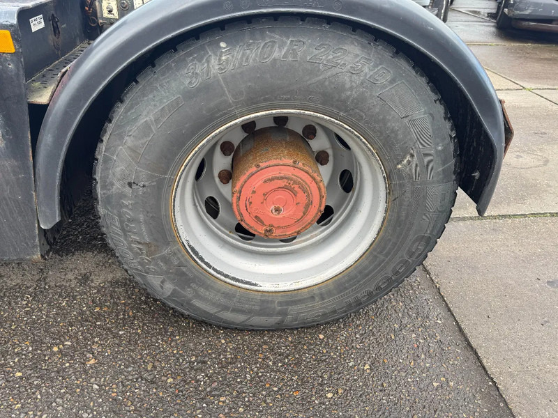 Terminaltraktor Kalmar TT612D 4X2: bild 10 Terminaltraktor Kalmar TT612D 4X2: bild 10